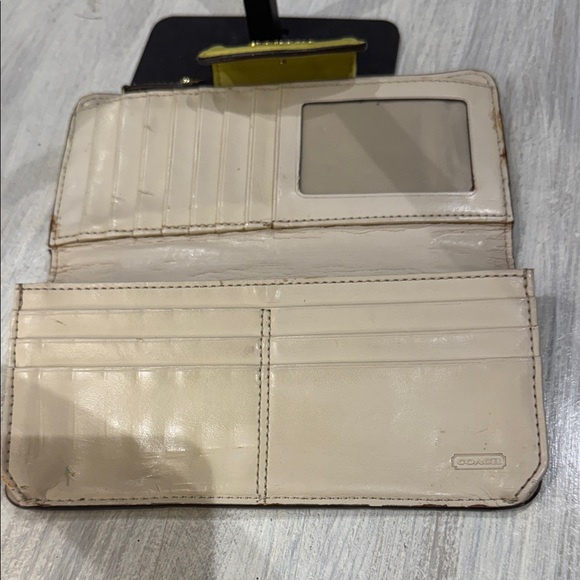 Vintage Coach Lemon Yellow Women's Wallet - Picture 3 of 8